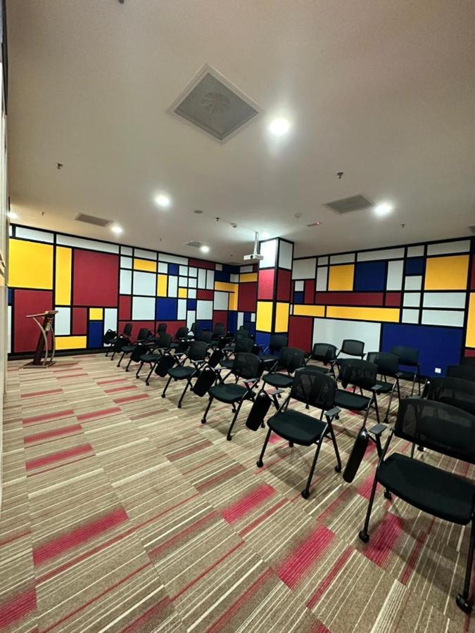 Zecon Hotel Куала Лумпур Екстериор снимка